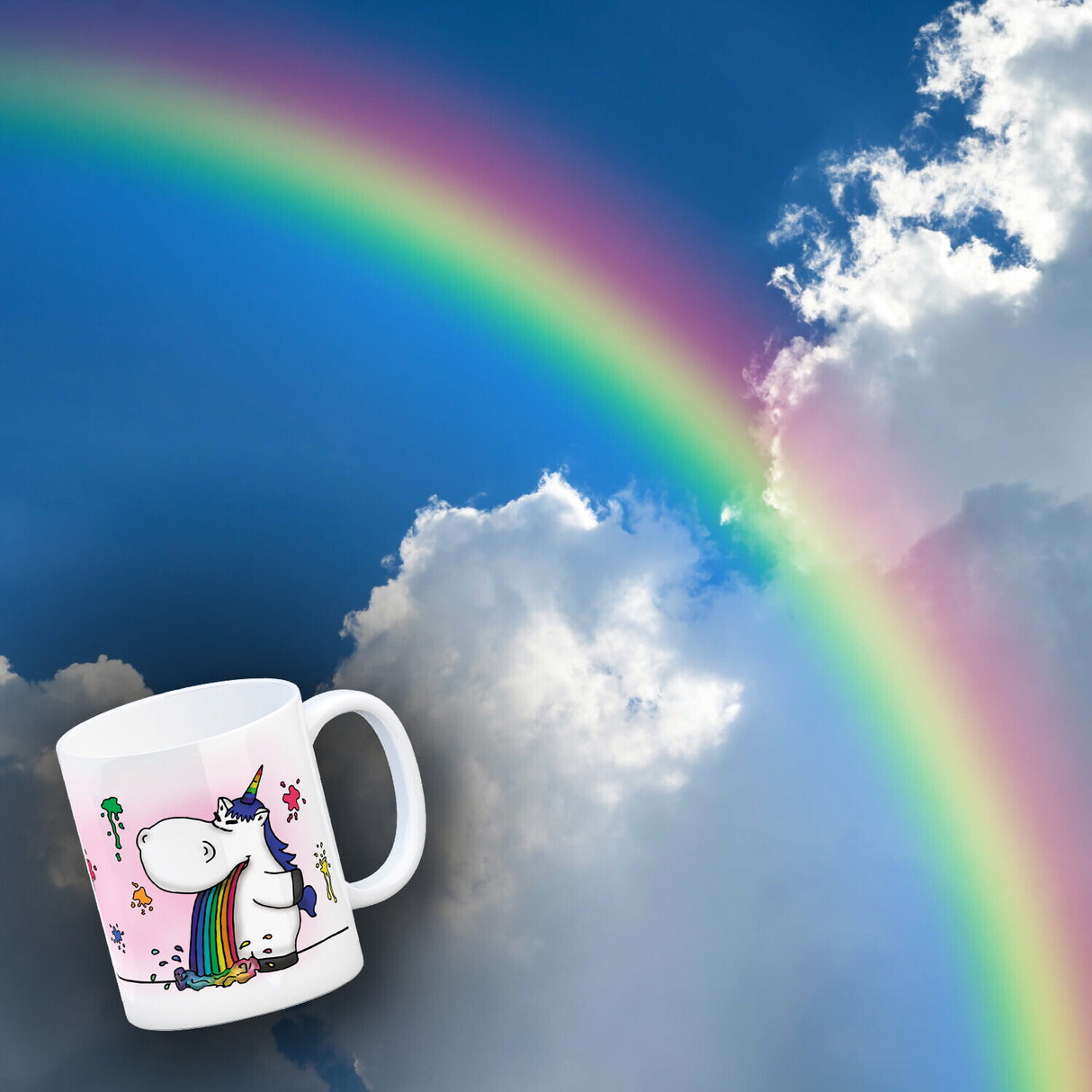 Honeycorns Kaffeebecher mit kotzendem Einhorn und Regenbogen Motiv