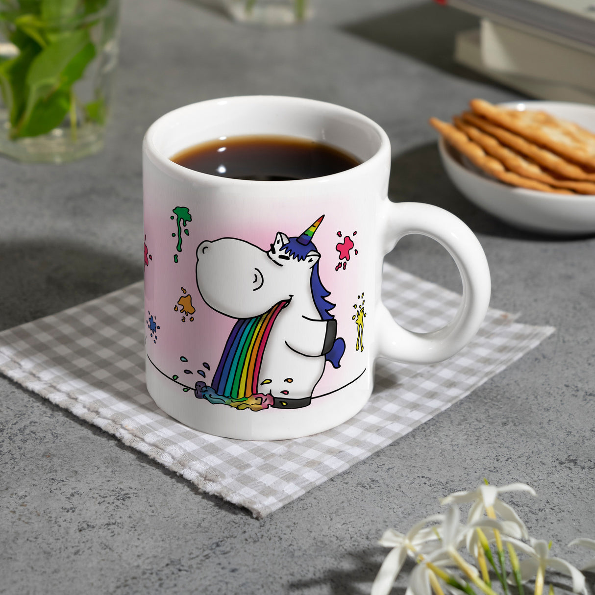 Honeycorns Kaffeebecher mit kotzendem Einhorn und Regenbogen Motiv