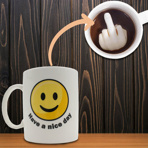 Mittelfinger Kaffeebecher - Have a nice Day mit Überraschung am Boden