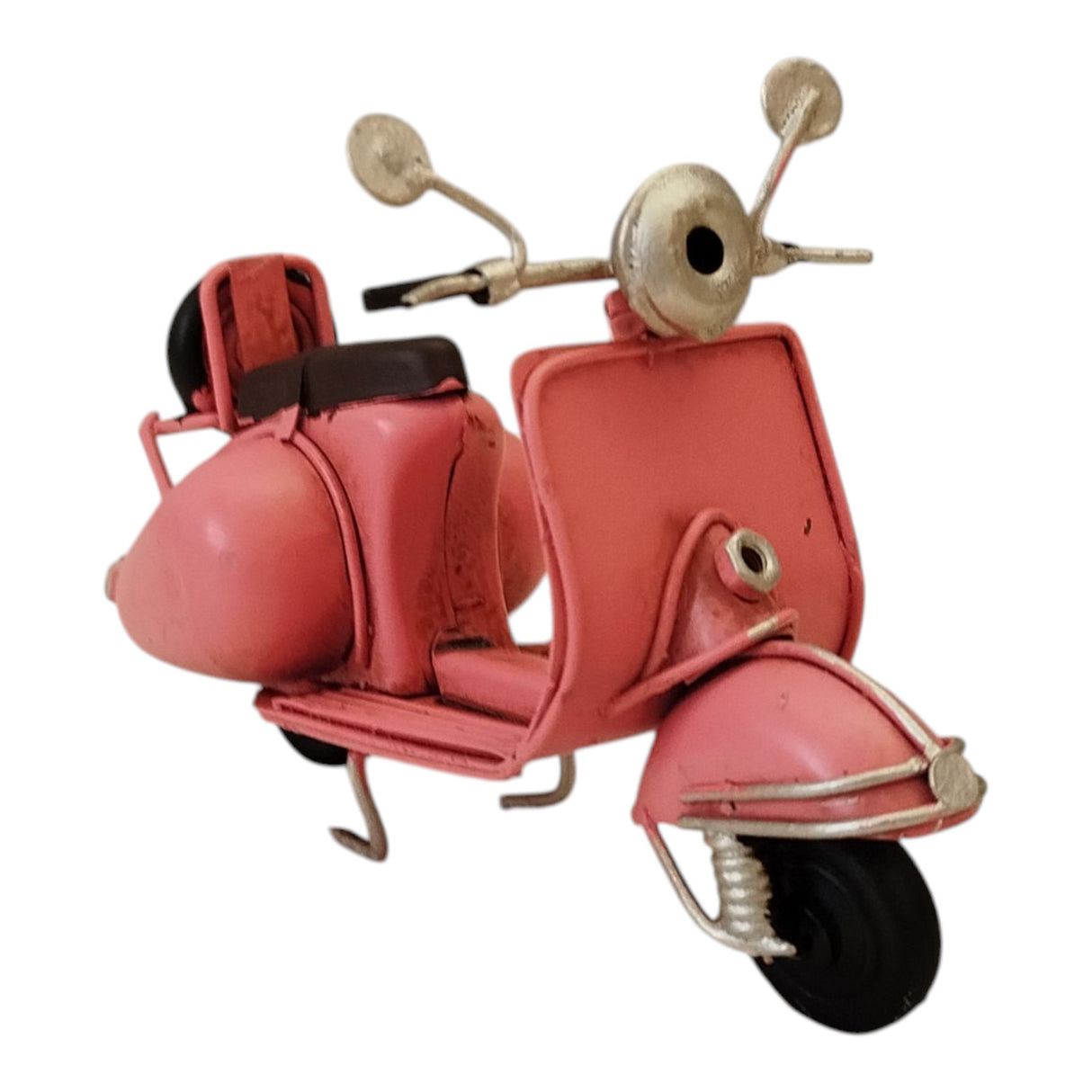 Retro Motorroller Dekoartikel aus Metall in rosa