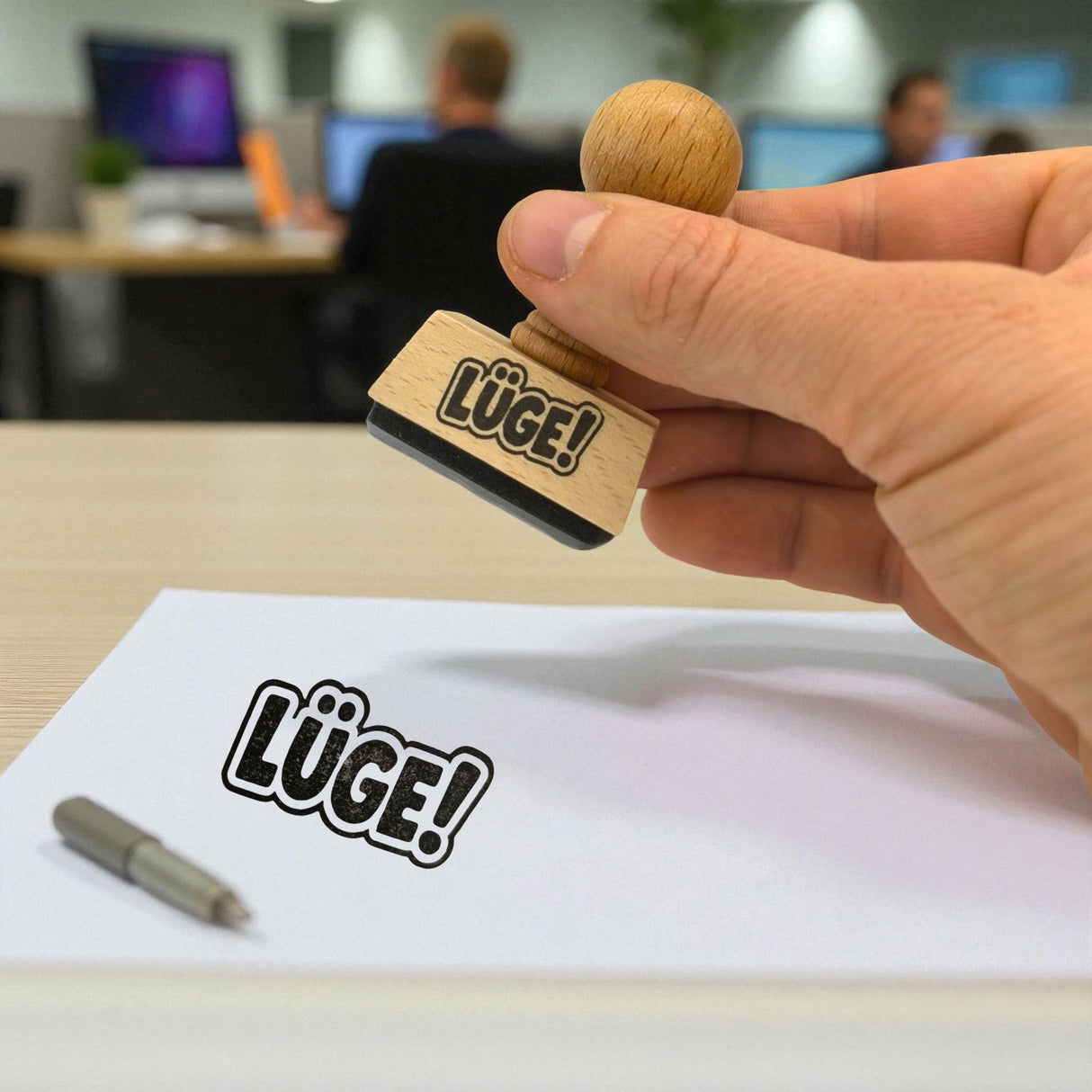 Lüge Holzstempel