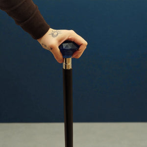 Blauer Kristall Spazierstock aus Holz mit Kristall Griff aus Kunststoff