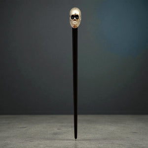 Totenkopf Spazierstock aus Holz mit silbernem Griff aus Metall