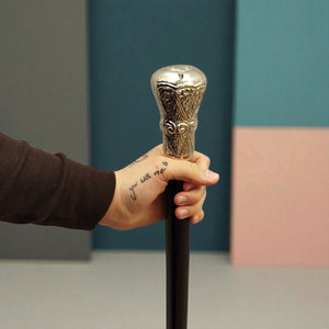 Artdeco-Stil Spazierstock aus Holz mit silbernem Griff aus Metall