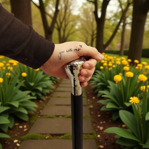 Ornament-Rundknauf Spazierstock aus Holz mit silbernem Griff aus Metall