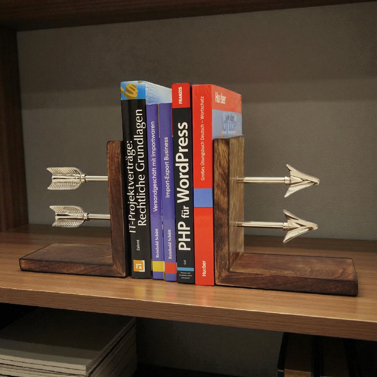 Pfeile Buchstützen aus Holz