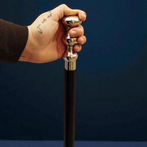 Facetten Spazierstock aus Holz mit silbernem Griff aus Metall