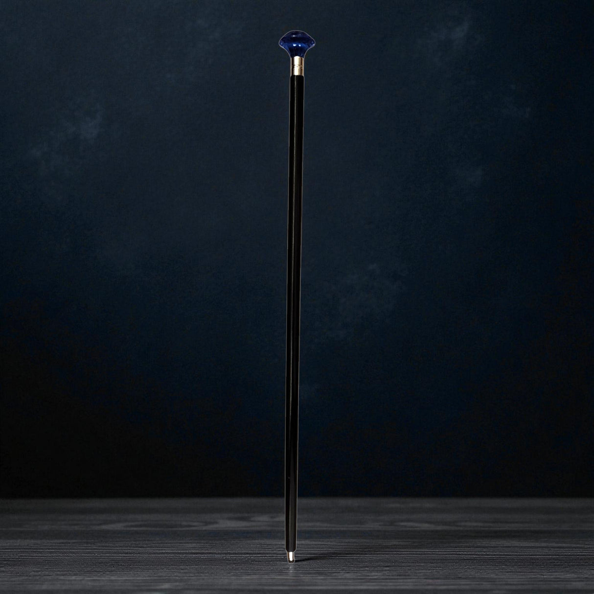 Blauer Kristall Spazierstock aus Holz mit Kristall Griff aus Kunststoff