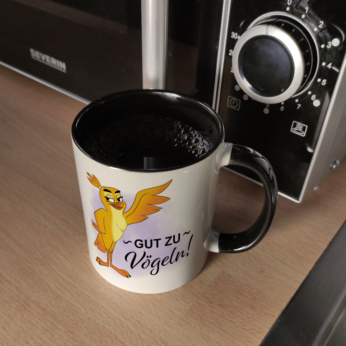 Gut zu Vögeln Kaffeebecher mit lustigem Vögelchen und Spruch