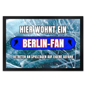 Hier wohnt ein Berlin-Fan Fußmatte in 35x50 cm mit Eishallen Boden-Motiv