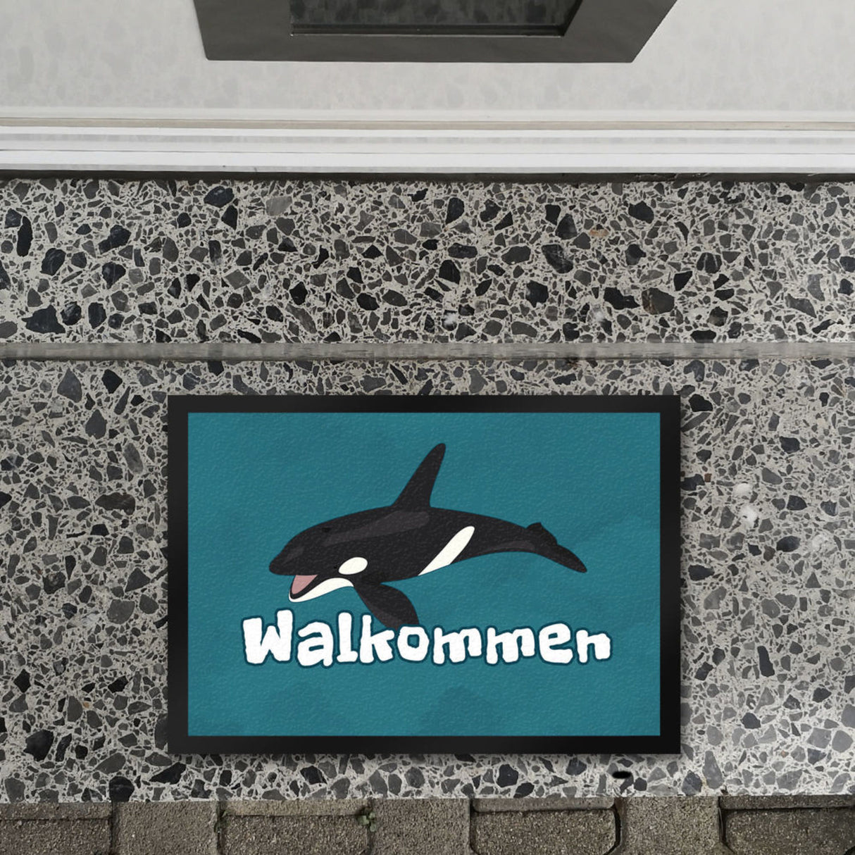 Blauwal Fußmatte in 35x50 cm mit Ozeanmotiv und Spruch Walkommen