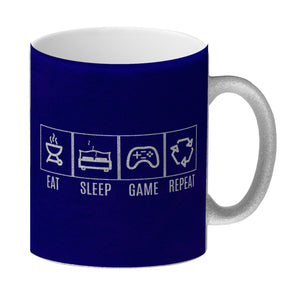 EAT, SLEEP, GAME, REPEAT Kaffeebecher mit blauem Hintergrund