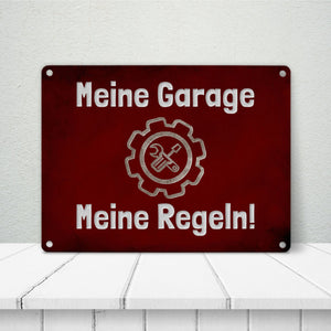 Meine Garage Meine Regeln! Metallschild in 15x20 cm mit Auto und rotem Hintergrund
