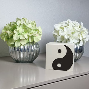 Spardose mit dekorativem Yin und Yang Design - chinesische Philosophie