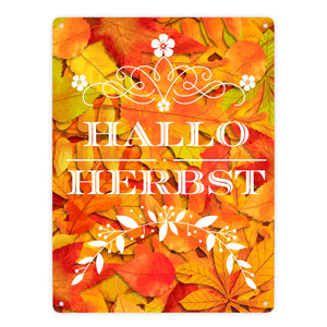 Metallschild mit schönen Herbstblättern und Schriftzug - Hallo Herbst
