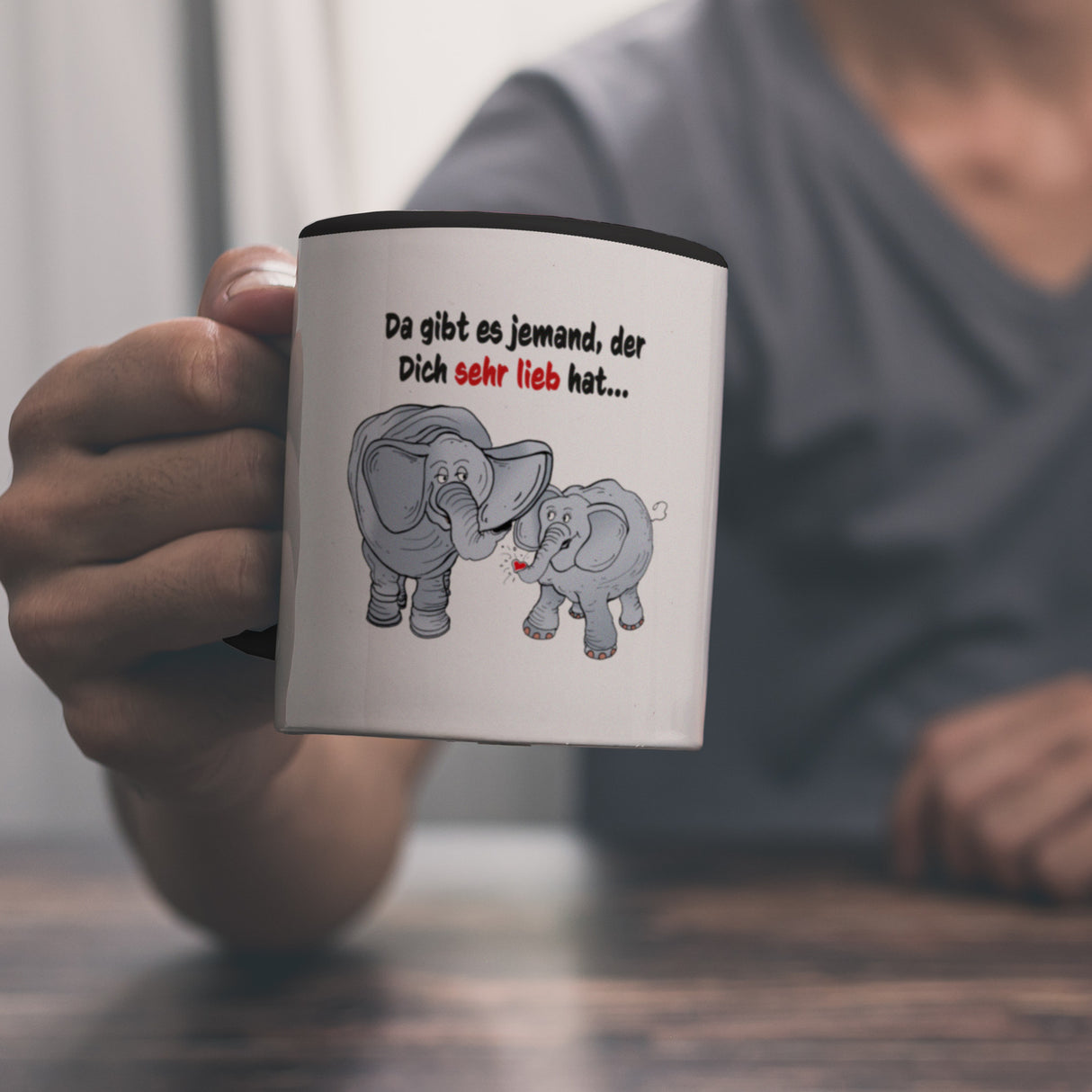 Kaffeebecher zum Thema Liebe mit Elefanten Motiv