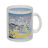 Kaffeebecher zum Thema Weihnachten mit eingeschneiter Landschaft