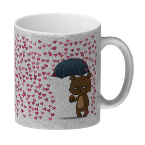 Grummeliges Bärchen im Herz-Regen Kaffeebecher