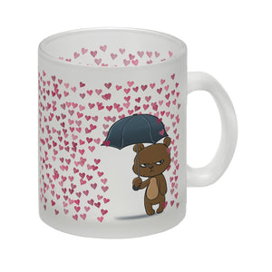 Grummeliges Bärchen im Herz-Regen Kaffeebecher