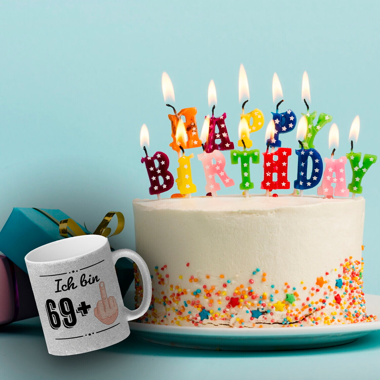 Witziger Kaffeebecher für den 70. Geburtstag mit Motiv: Mittelfinger