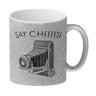 Say cheeeese Kaffeebecher für Fotografen mit Retro Kamera Motiv