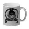 Totenkopf Finger Weg Kaffeebecher mit Banderole