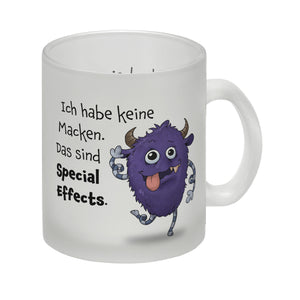 Freches Monster in lila Kaffeebecher mit lustigem Spruch
