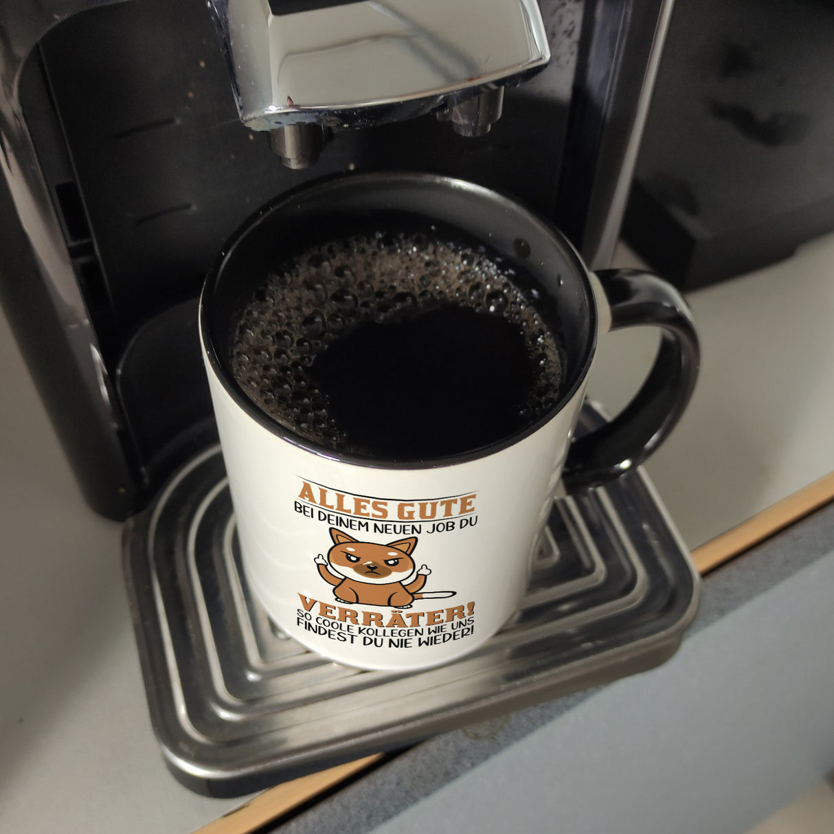 Verräter Kaffeebecher mit Spruch Alles Gute bei deinem neuen Job