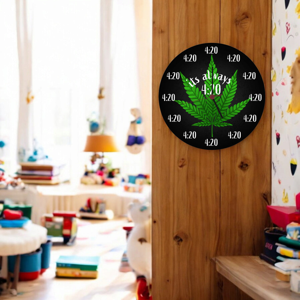 It's always 420 Kiffer Wanduhr mit Cannabis Blatt