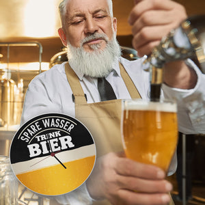 Spare Wasser trink Bier Wanduhr