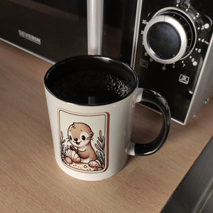 Baby Otter mit Muschel Retro Kaffeebecher