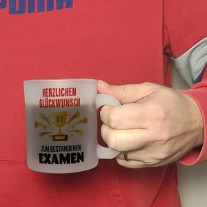 Nummer 1-Pokal Kaffeebecher mit Spruch Glückwunsch zum bestandenen Examen