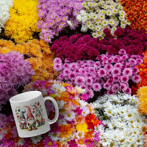 Gartenzwerge mit Blumen Kaffeebecher