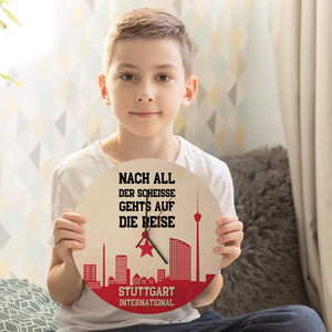 Stuttgart Europapokal Wanduhr mit Spruch Stuttgart International