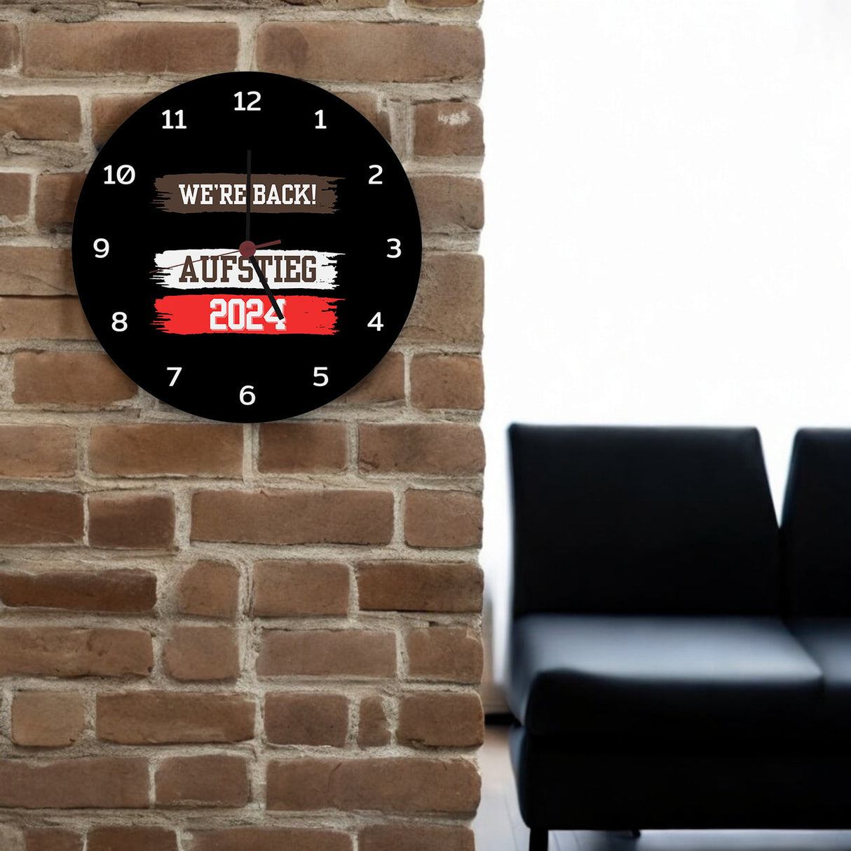 St. Pauli Aufstieg 2024 Wanduhr mit Spruch We're back