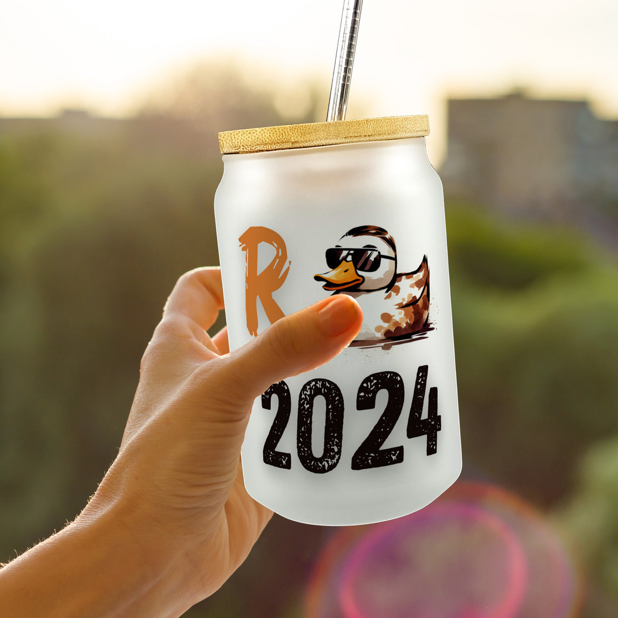 Ente mit Sonnenbrille Trinkglas mit Bambusdeckel mit Spruch Rente 2024