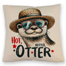 Otter mit Sonnenbrille und Strohhut Kissen mit Spruch Hot Hotter Otter