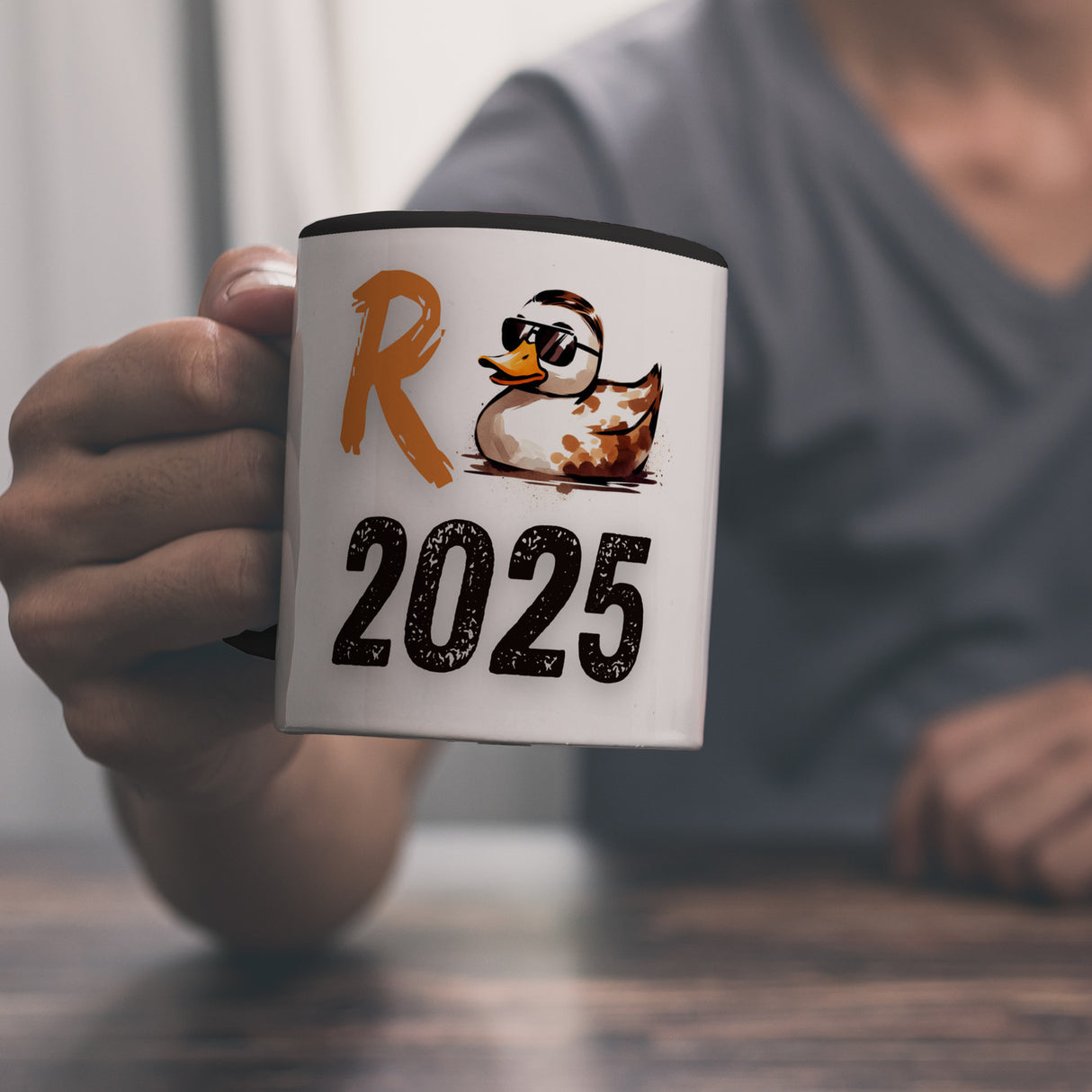Ente mit Sonnenbrille Kaffeebecher mit Spruch Rente 2025