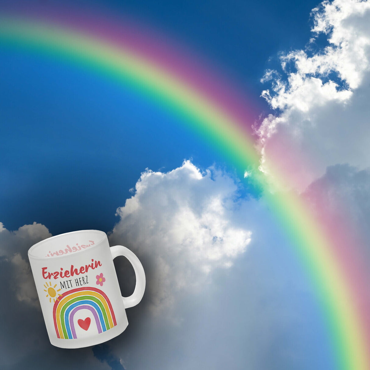 Regenbogen Kaffeebecher mit Spruch Erzieherin mit Herz