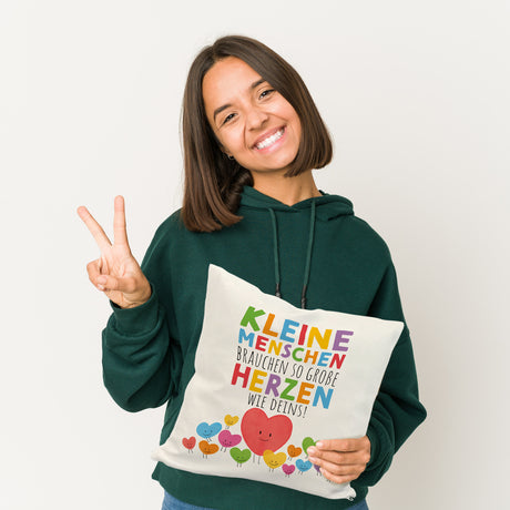 Herzen Kissen mit Spruch Große Herzen für kleine Menschen