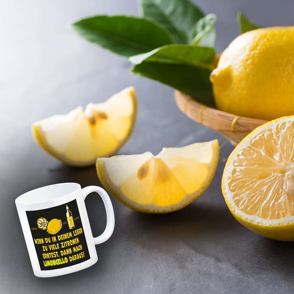 Kaffeebecher mit Spruch Mach Limoncello aus vielen Zitronen gelb schwarz