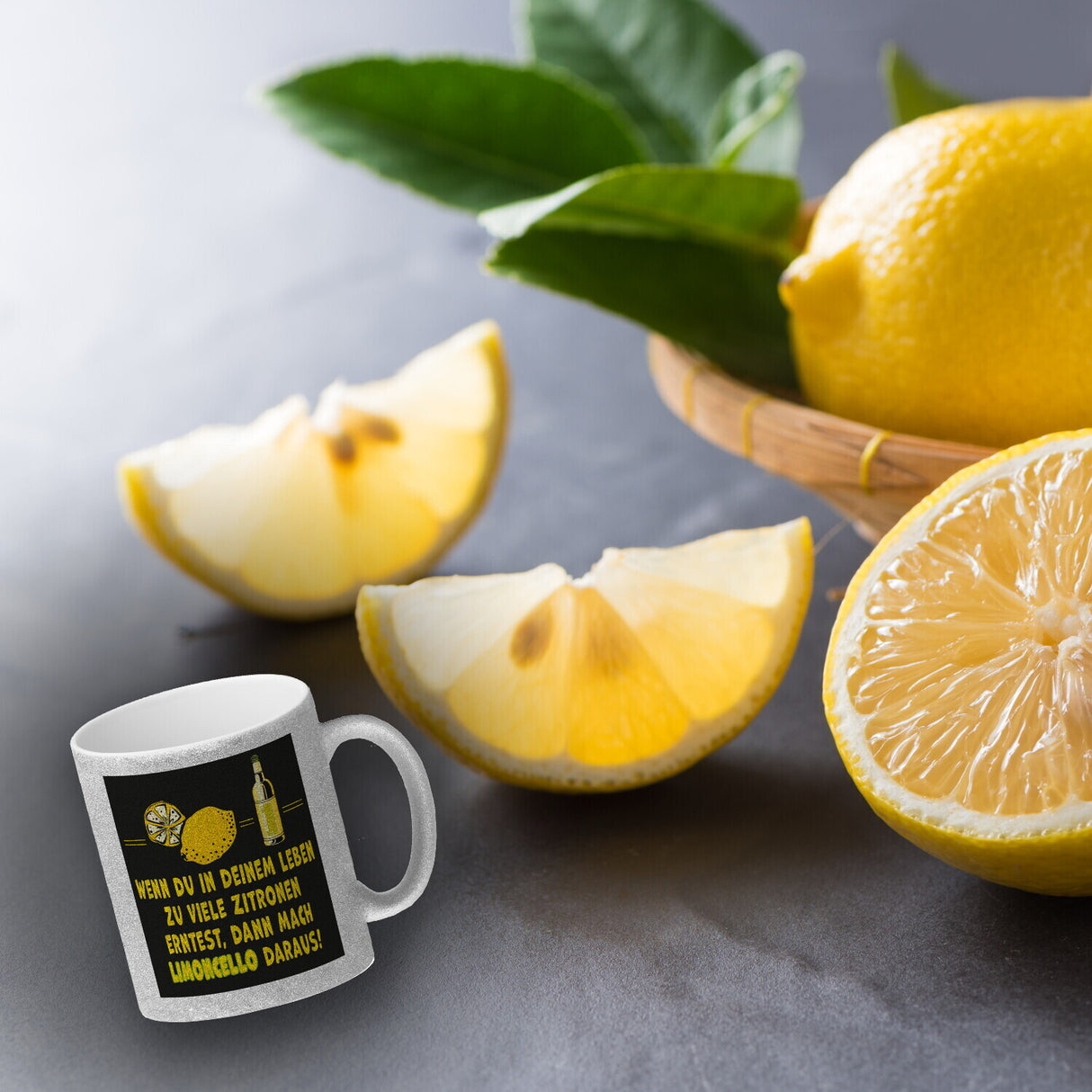 Kaffeebecher mit Spruch Mach Limoncello aus vielen Zitronen gelb schwarz