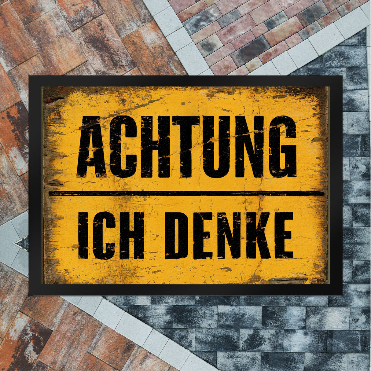 Achtung ich denke - Altes Holzschild-Design Fußmatte in 35x50 cm