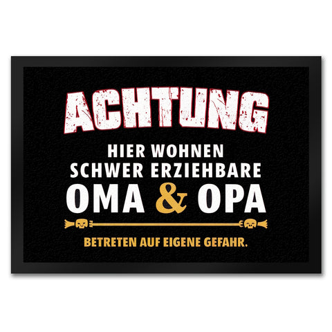 Schwer erziehbare Oma + Opa Fußmatte in 35x50 cm