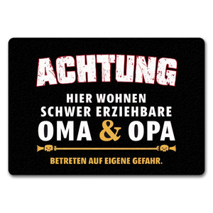 Schwer erziehbare Oma + Opa Fußmatte in 35x50 cm ohne Rand