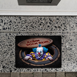 Horrorclown unter Kanaldeckel Fußmatte in 35x50 cm ohne Rand - Komm doch rein