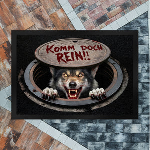 Werwolf unter Kanaldeckel Fußmatte in 35x50 cm - Komm doch rein