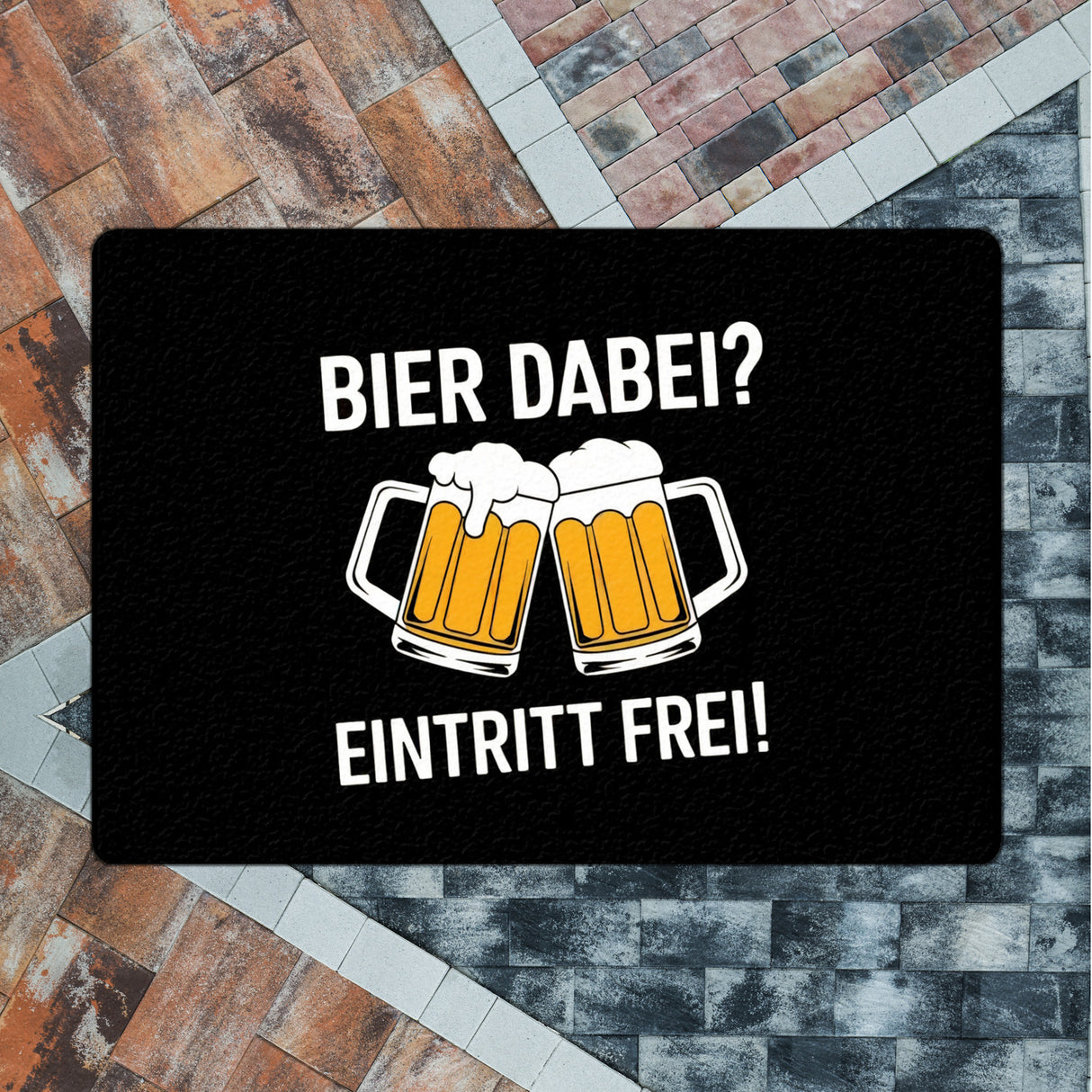 Bier dabei? Eintritt frei! Fußmatte in 35x50 cm ohne Rand mit prostenden Bierkrügen