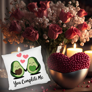 Avocado-Paar Kissen mit Spruch You Complete Me