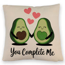 Avocado-Paar Kissen mit Spruch You Complete Me